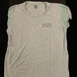 PINK. Medium grey T shirt